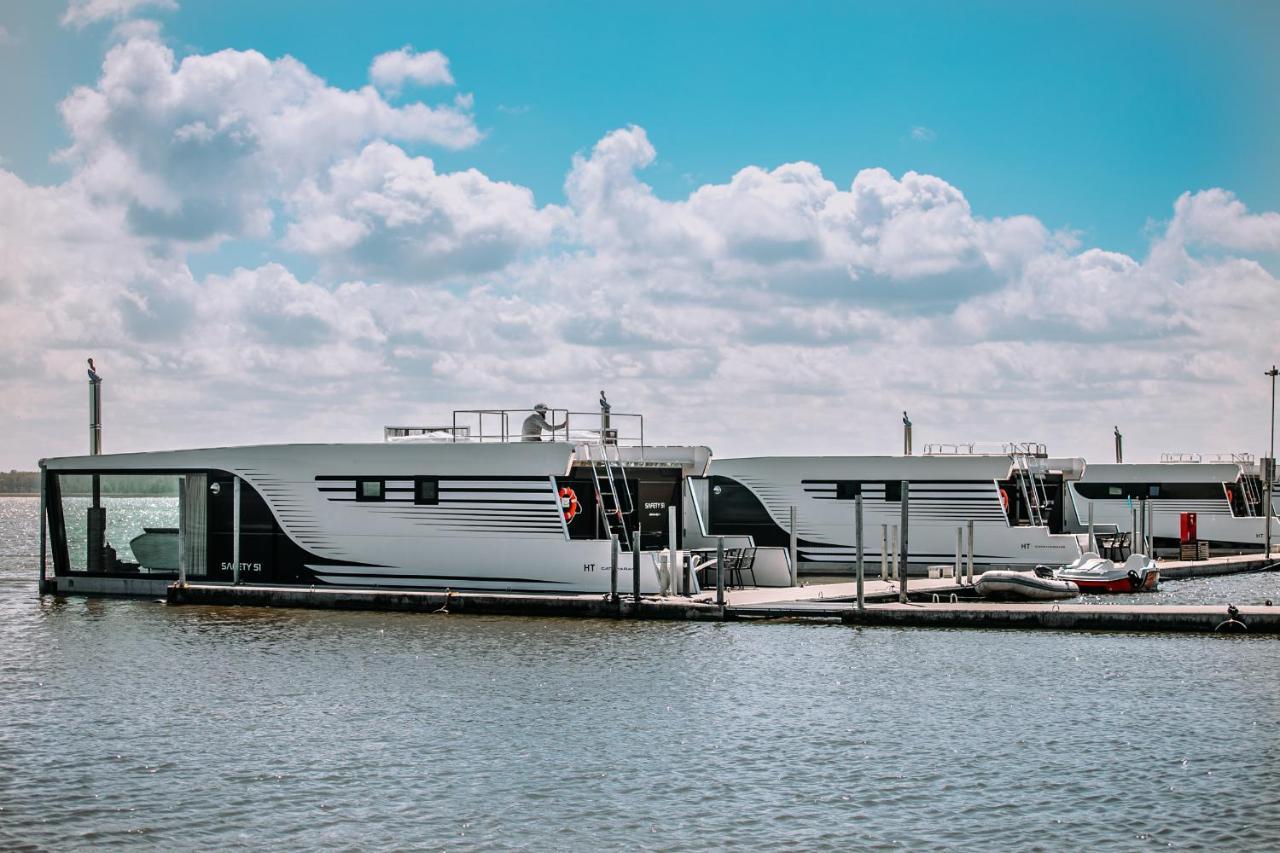 Grand Ht Houseboats - Domki Na Wodzie - Sauna, Jacuzzi, Kominek Großmöllen Exterior foto