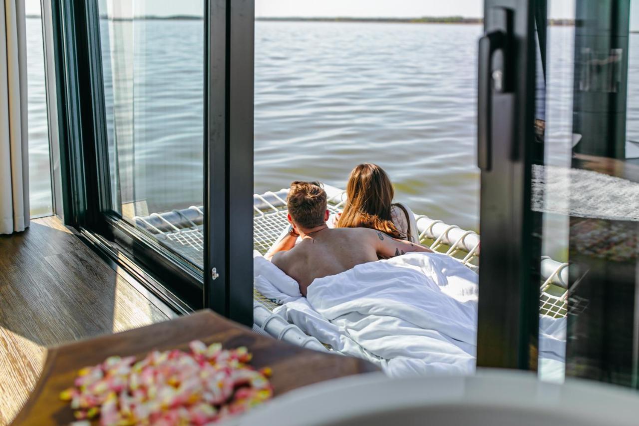 Grand Ht Houseboats - Domki Na Wodzie - Sauna, Jacuzzi, Kominek Großmöllen Exterior foto