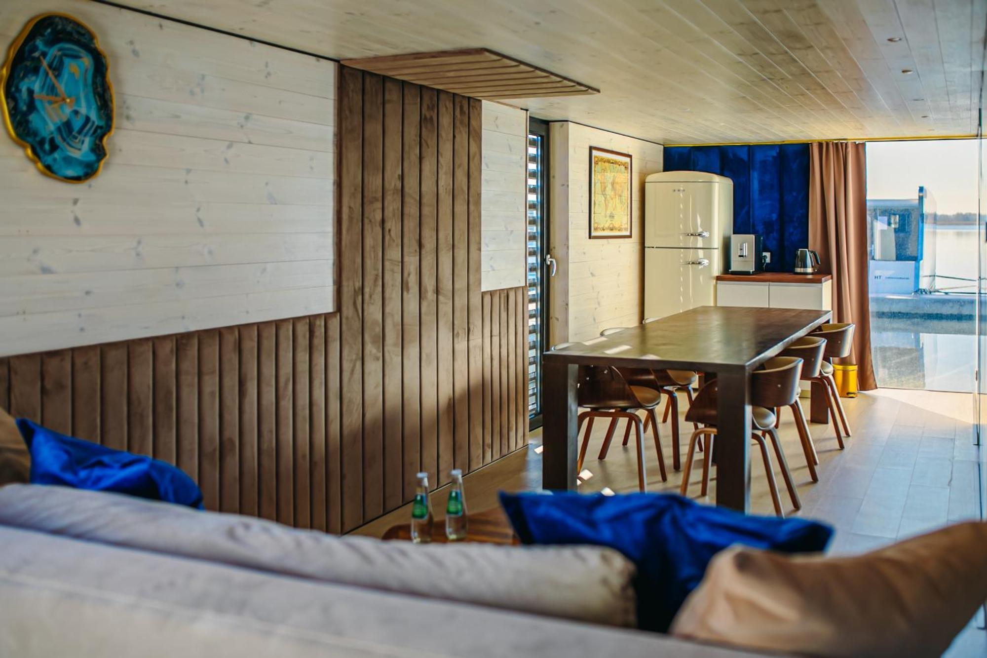 Grand Ht Houseboats - Domki Na Wodzie - Sauna, Jacuzzi, Kominek Großmöllen Zimmer foto